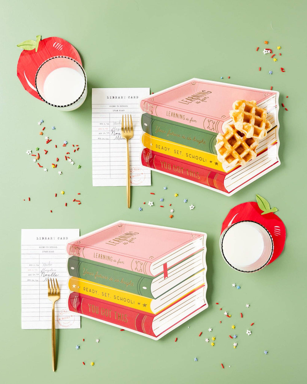 BTS1045 - Stack of Books Paper Plate My Mind’s Eye