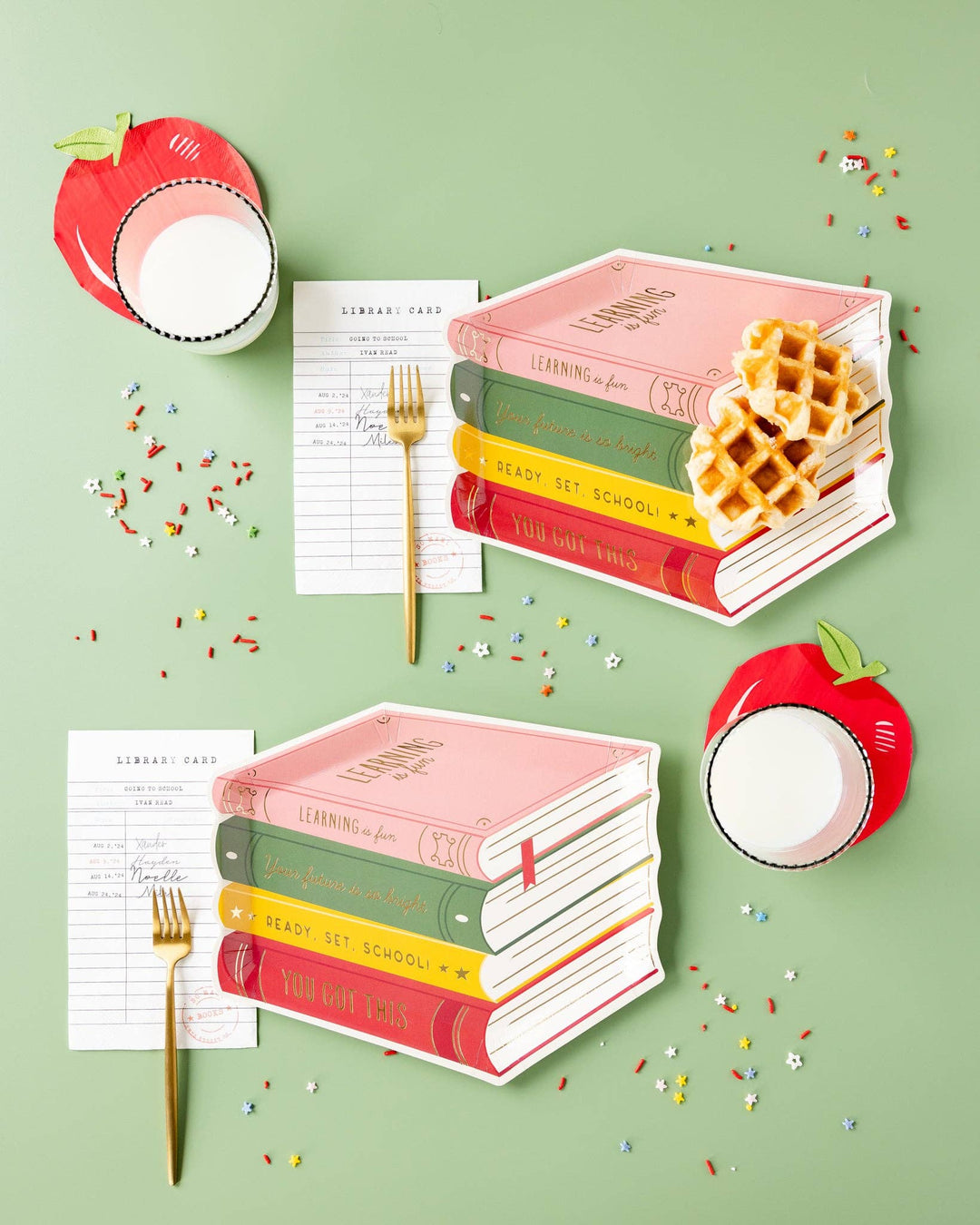 BTS1045 - Stack of Books Paper Plate My Mind’s Eye