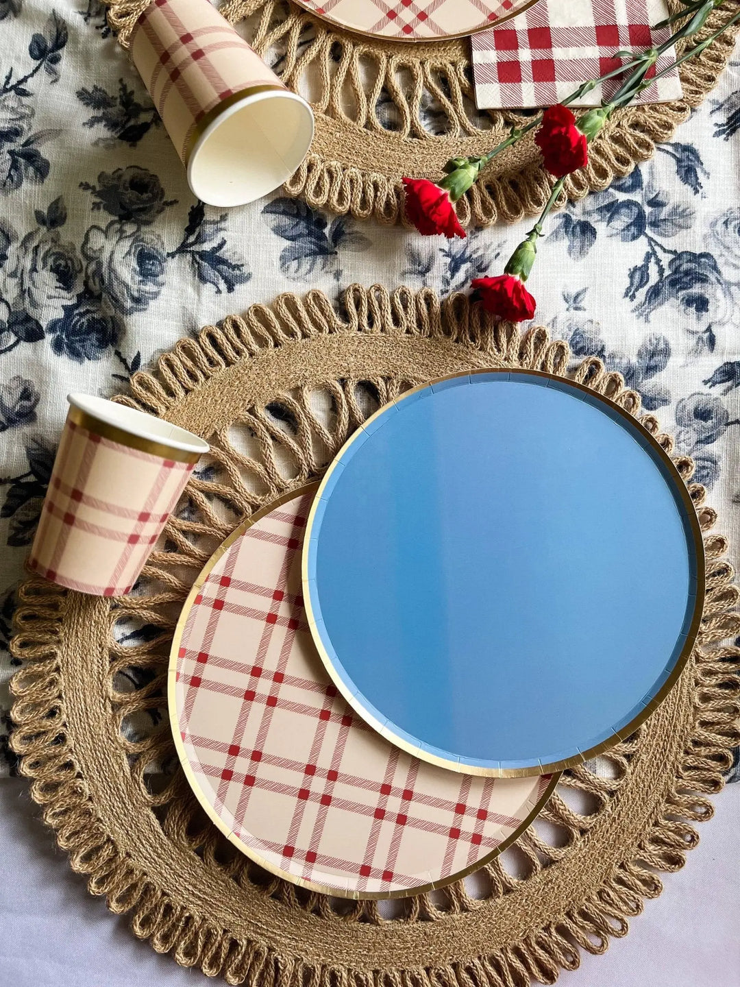 Gold Cornflower Blue Paper Plate (8pcs) - Josi James - 9 Inch Plate