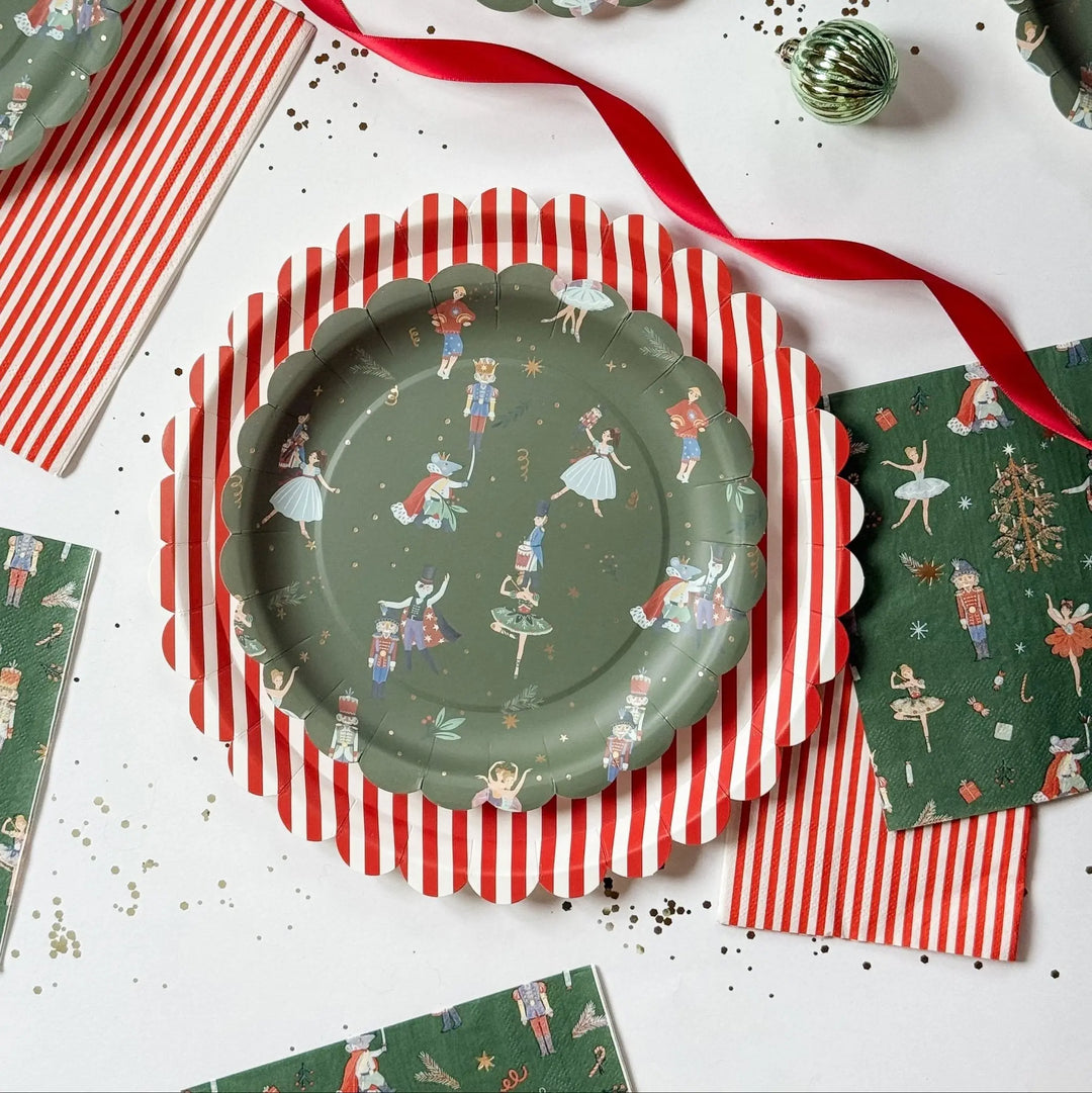 Green Christmas Nutcracker Dinner Napkins (24pcs) - Josi James - Large Napkins