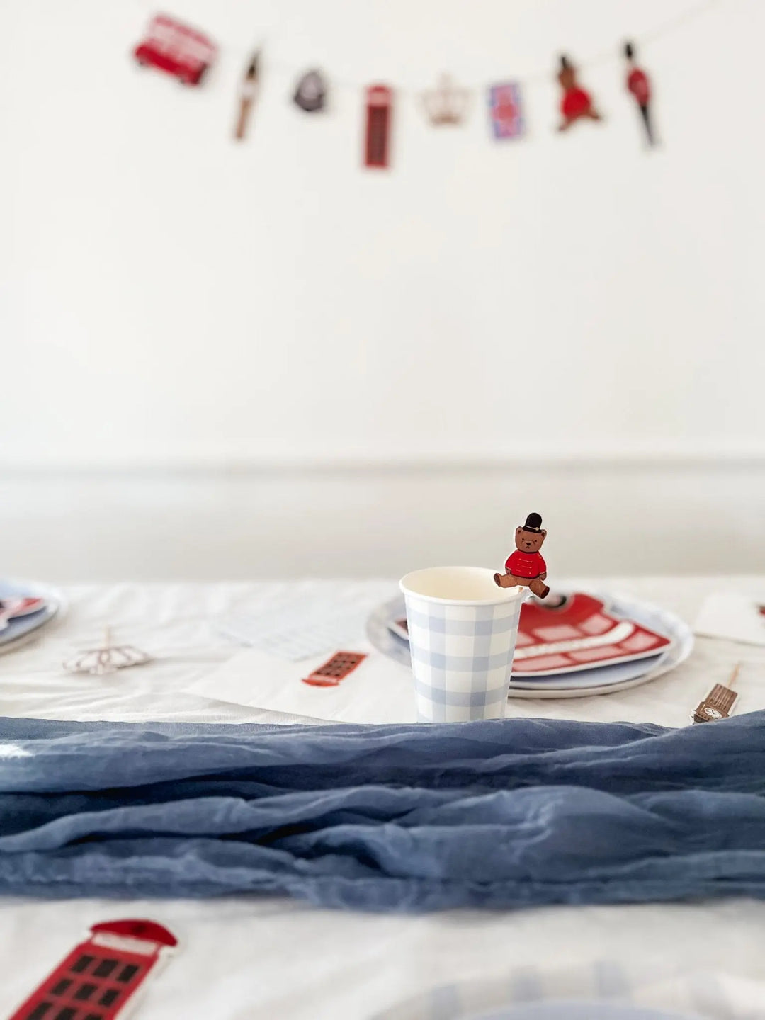 London Toppers (8pcs) - Josi James - Cake Banner